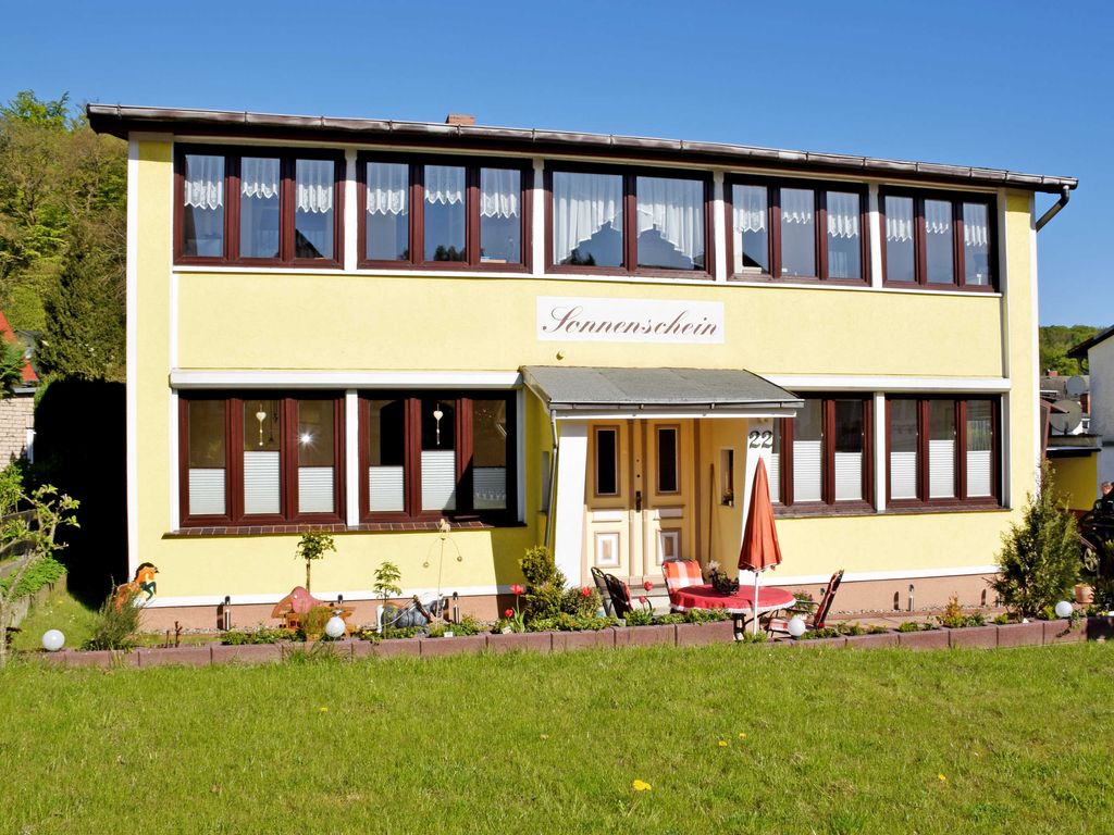 Ferienwohnungen mit Terrasse im Ostseebad Sellin detail 1