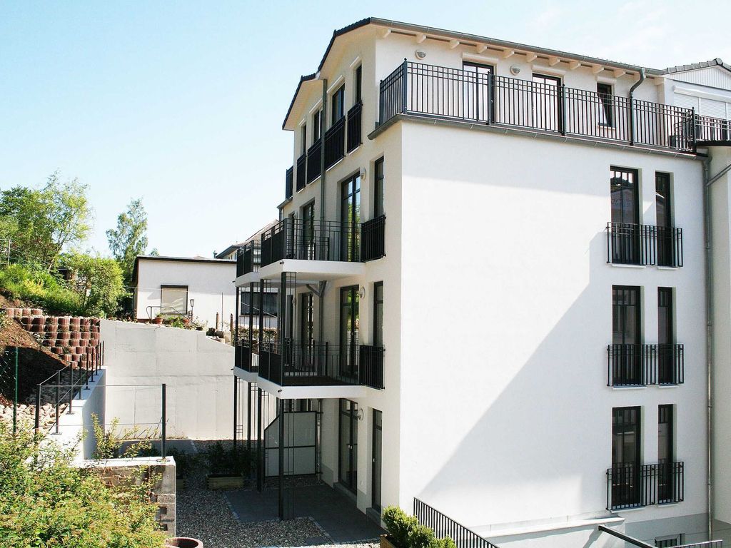 MR: Villa Lena Whg. 09 mit Balkon detail 2