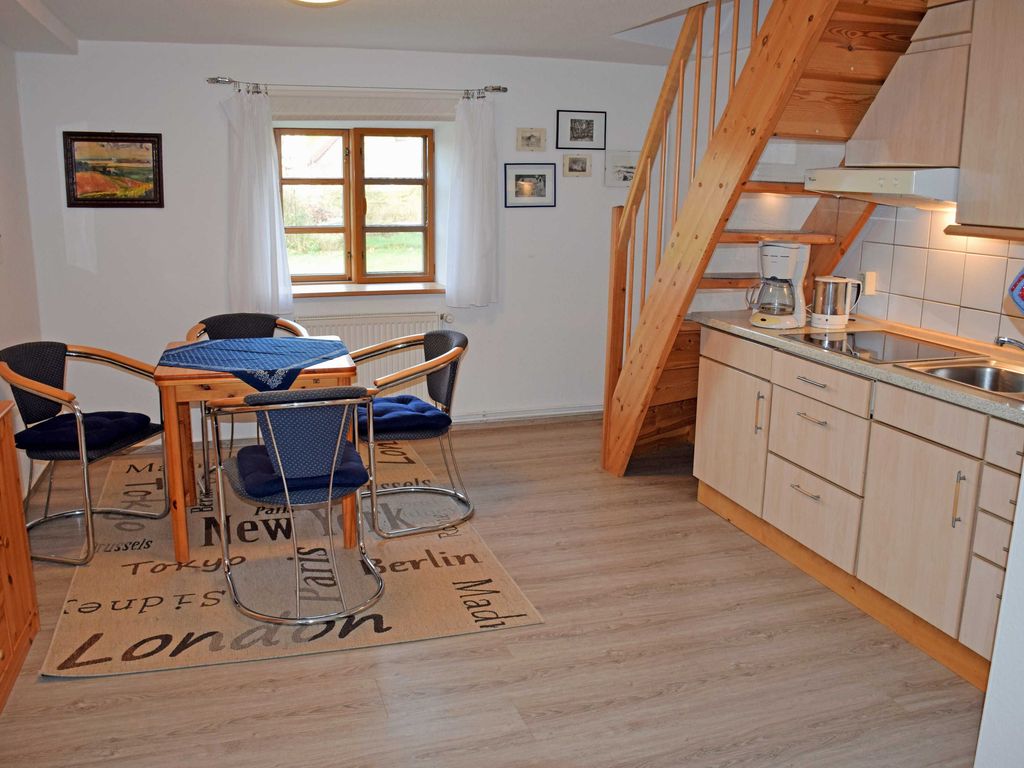 große Ferienwohnung mit Gartenblick und Terrasse (A) - Ferienwohnungen in Groß Zicker auf der Insel Rügen detail 3