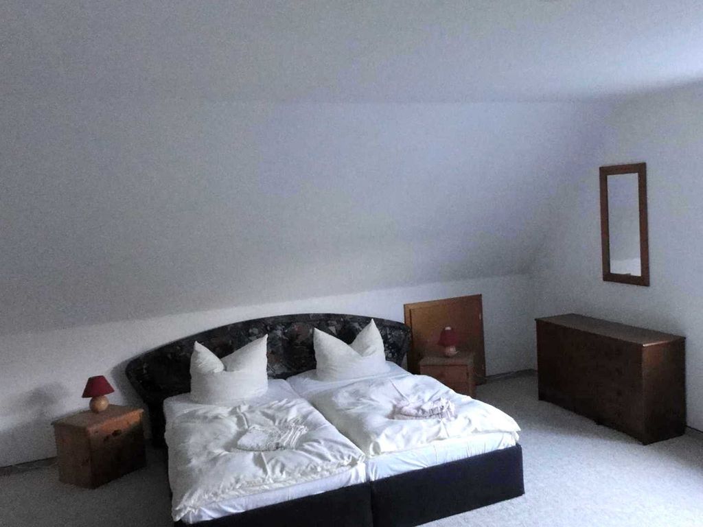 Doppelzimmer 30 m² (Gemeinschaftsbad)