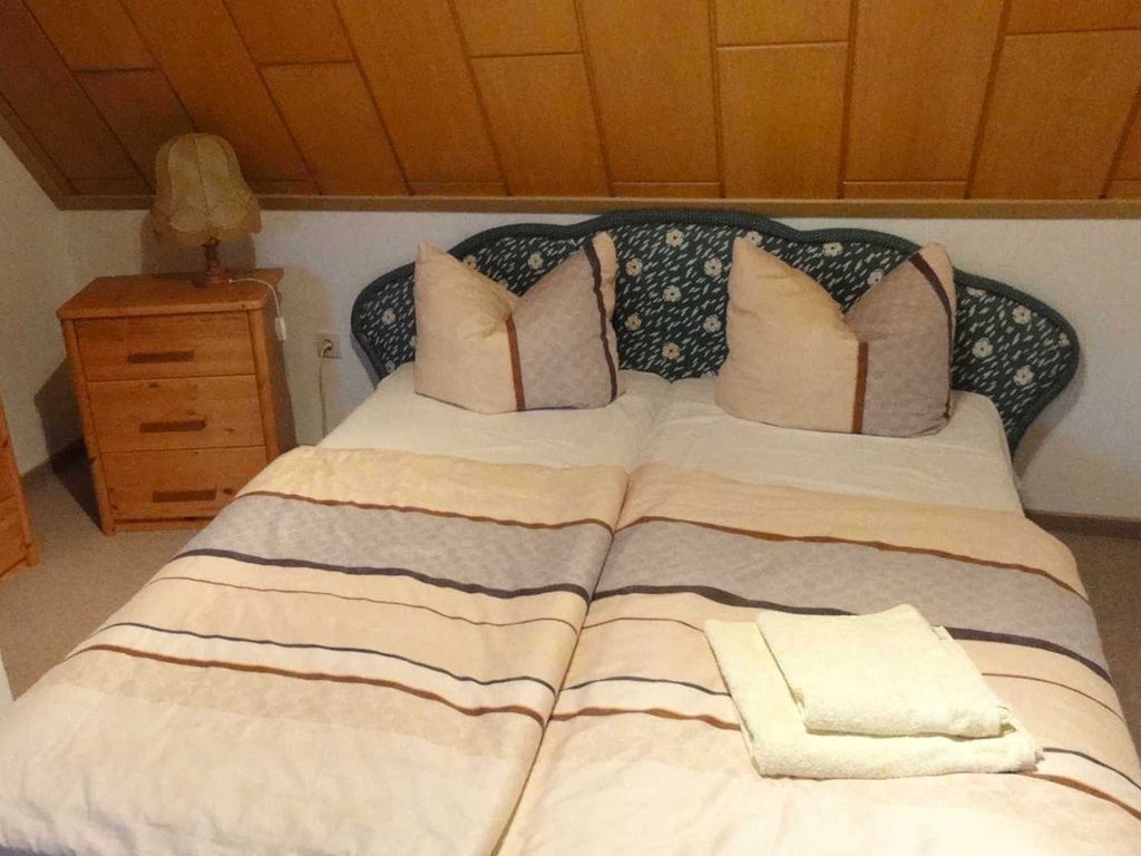 Ferienwohnung oben - Reetdachhaus Landhaus Ulrich detail 2