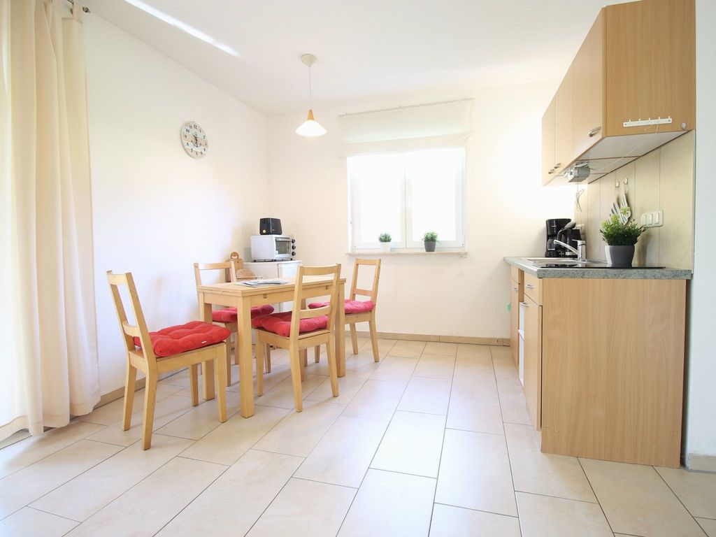Ferienwohnung Erdgeschoss - Ferienhaus Familie Lüttig detail 4