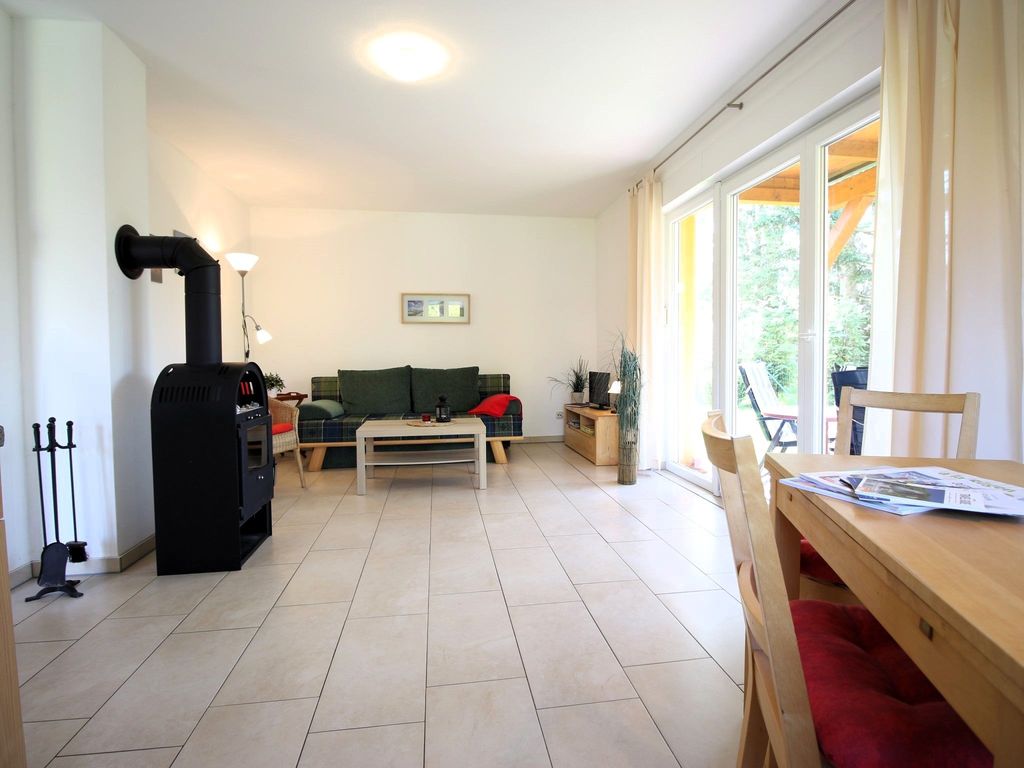 Ferienwohnung Erdgeschoss - Ferienhaus Familie Lüttig detail 1