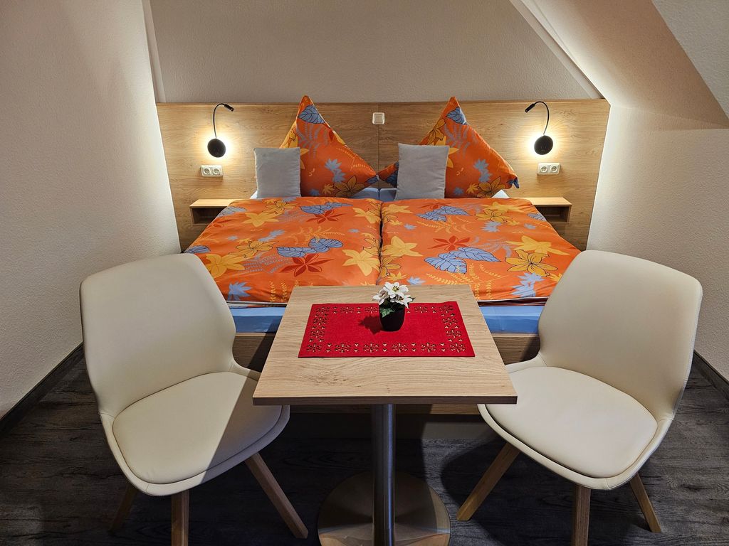 07 Doppelzimmer inkl. Frühstück