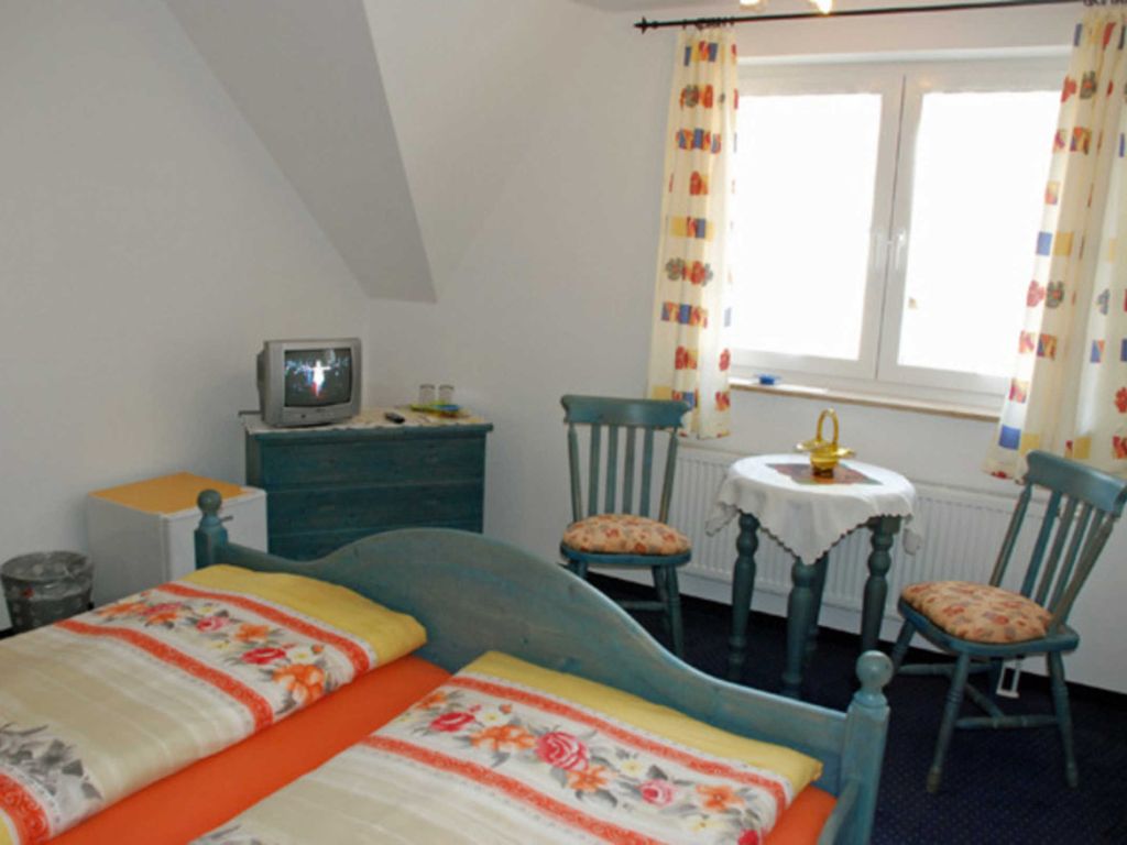 05 Doppelzimmer inkl. Frühstück - Pension mit Frühstück im Ostseebad Sellin detail 2
