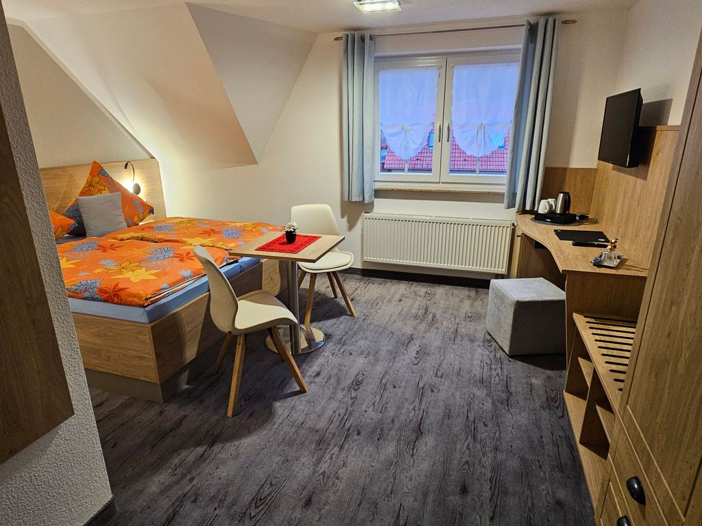 07 Doppelzimmer inkl. Frühstück - Pension mit Frühstück im Ostseebad Sellin detail 1