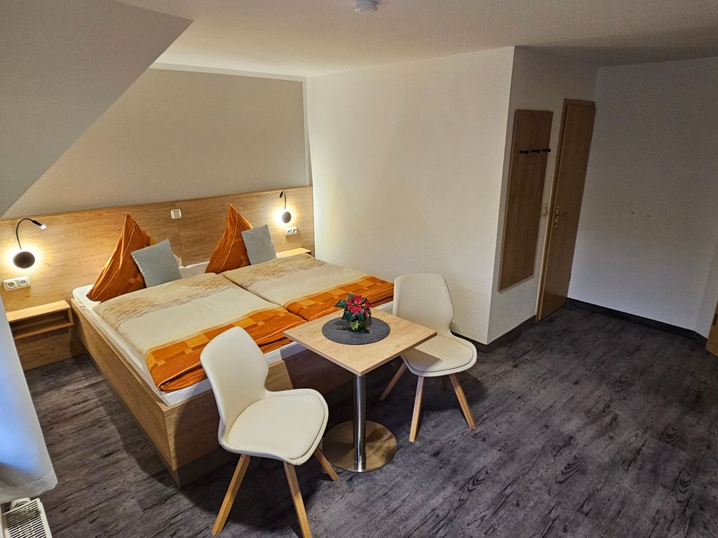 06 Doppelzimmer inkl. Frühstück