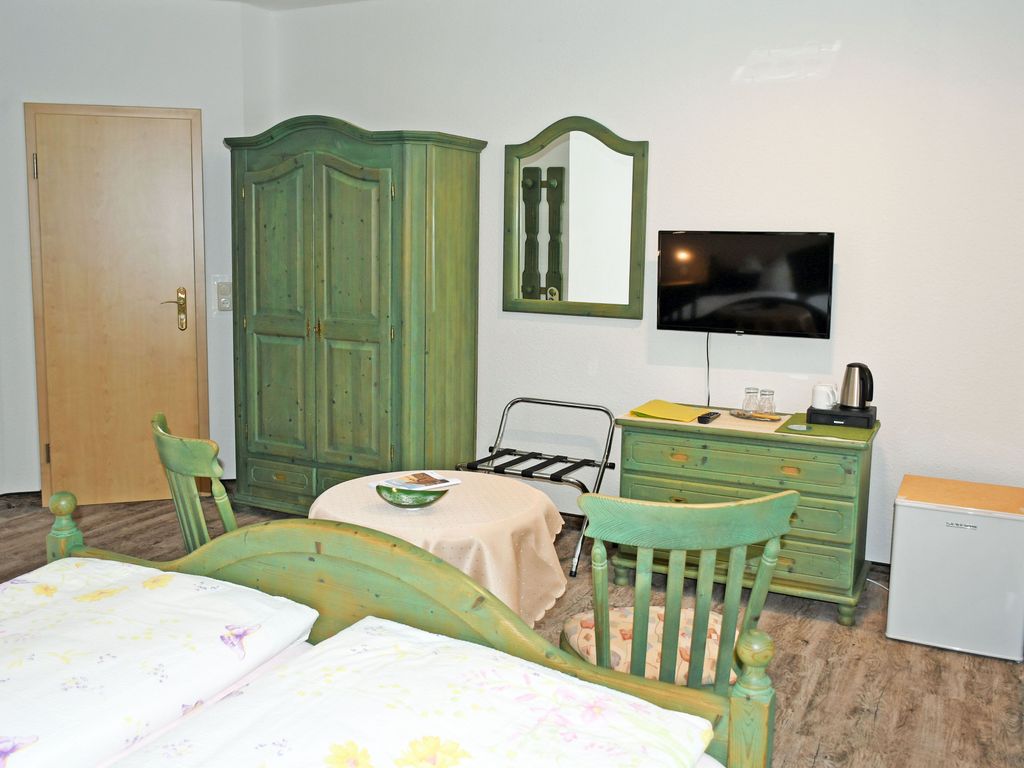 02 Doppelzimmer inkl. Frühstück - Pension mit Frühstück im Ostseebad Sellin detail 3