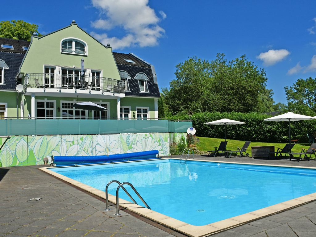 Gutshaus-Appartem. mit Kamin, Außenpool und tlw. Sauna*****