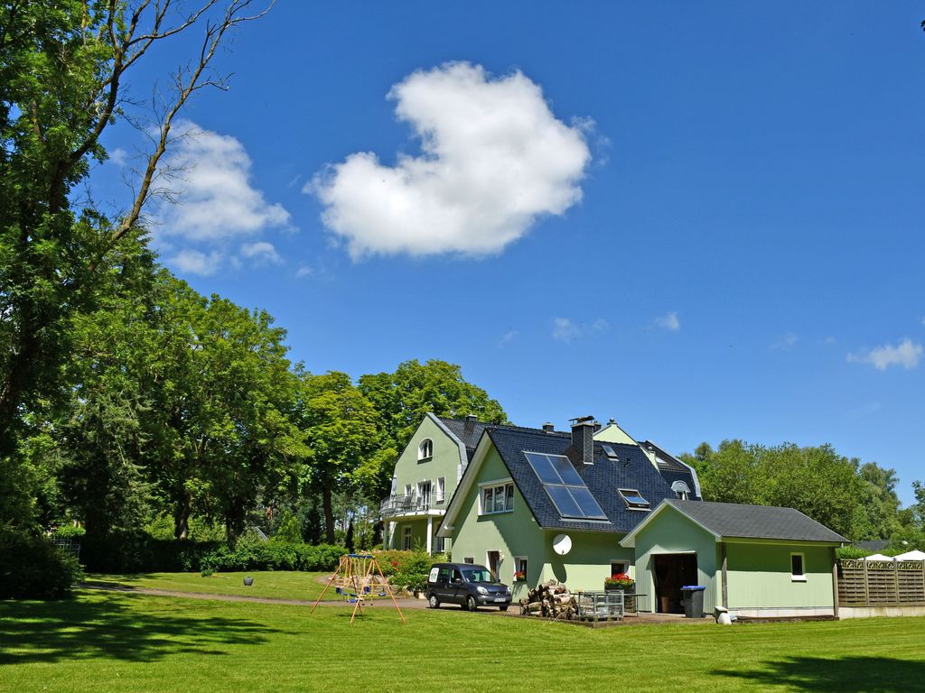 Gutshaus-Appartem. mit Kamin, Außenpool und tlw. Sauna***** detail 1