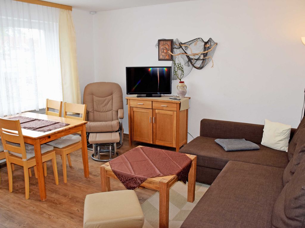 Ferienappartement 01 - Pension/Ferienwohnungen im Ostseebad Sellin detail 1
