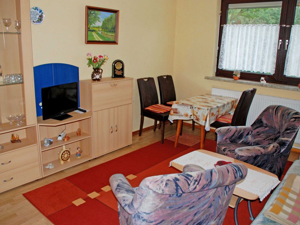 Ferienwohnung mit Terrasse EG - Ferienwohnungen im Ostseebad Baabe detail 4