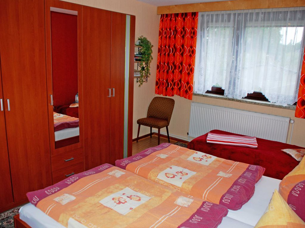 Ferienwohnung mit Terrasse EG - Ferienwohnungen im Ostseebad Baabe detail 2