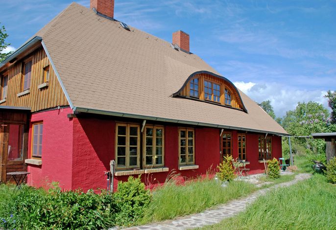 Ferienwohnung Karow mit Balkon und Terrasse