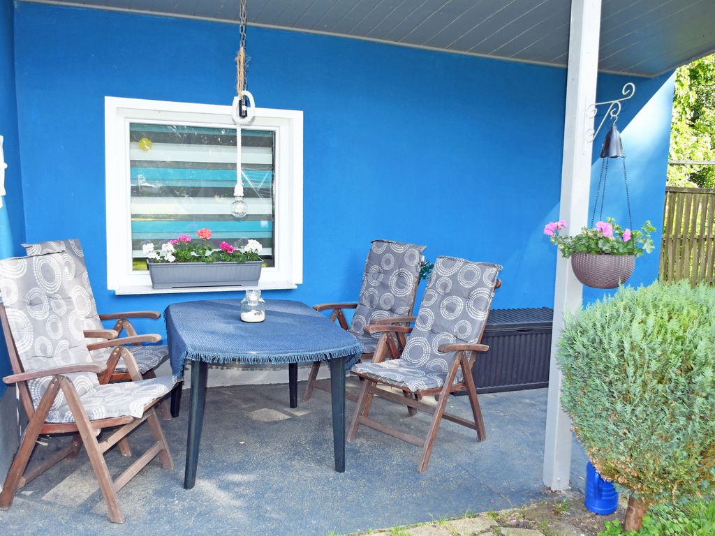 Ferienhaus mit Kamin und Terrasse detail 2