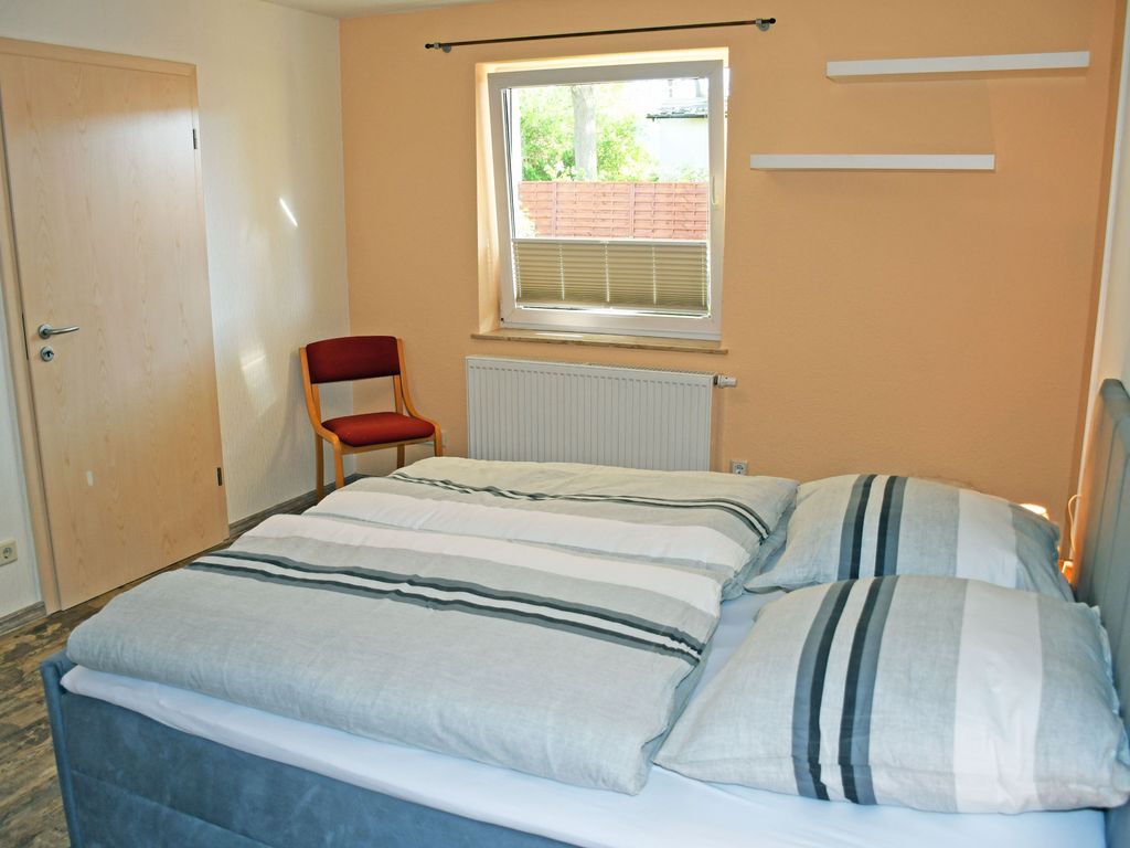 ***Ferienwohnung mit Terrasse*** / Fam. Dinda - schöne Ferienwohnungen in Baabe auf Rügen detail 1