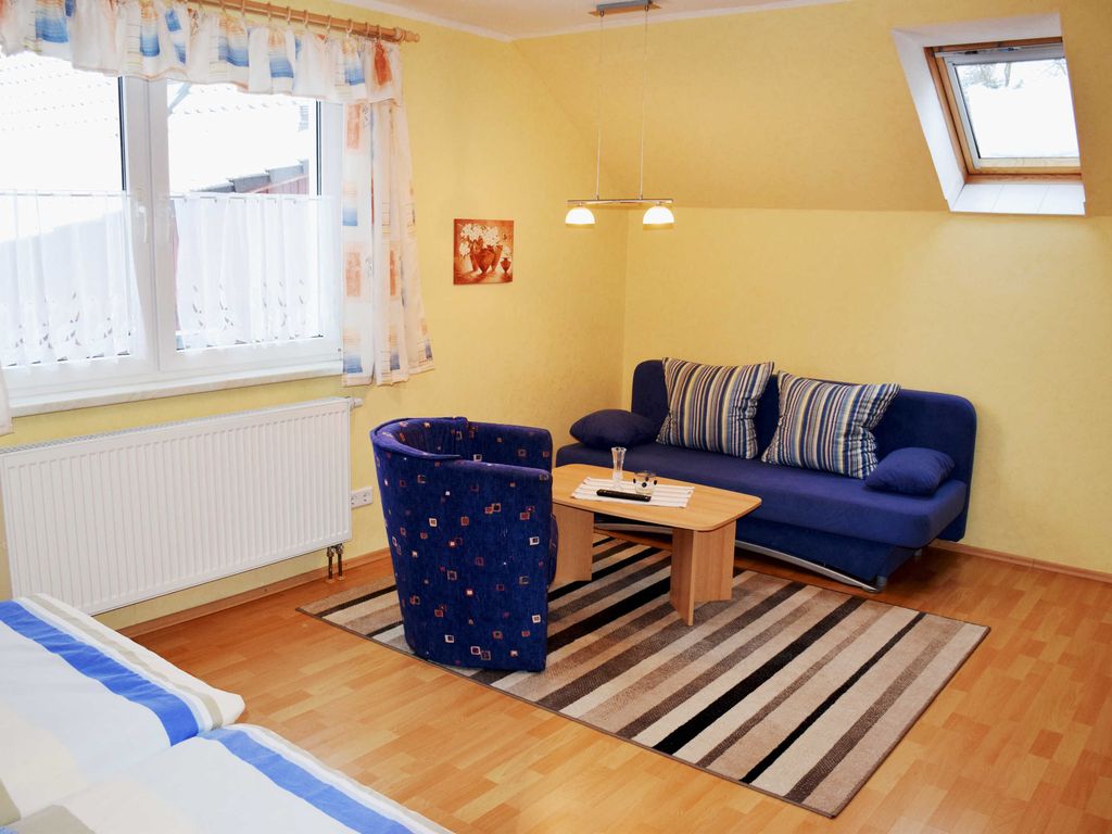 ***Ferienwohnung Lee mit Balkon*** / Fam. Dinda - schöne Ferienwohnungen in Baabe auf Rügen detail 1