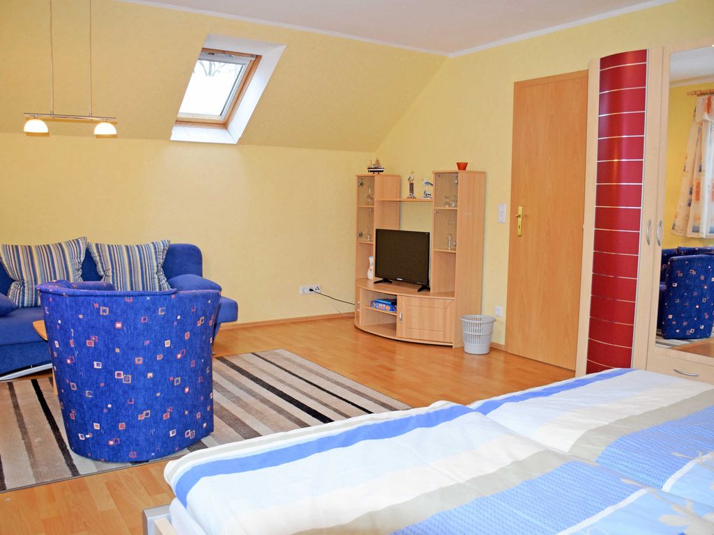 ***Ferienwohnung Lee mit Balkon*** / Fam. Dinda - schöne Ferienwohnungen in Baabe auf Rügen detail 2