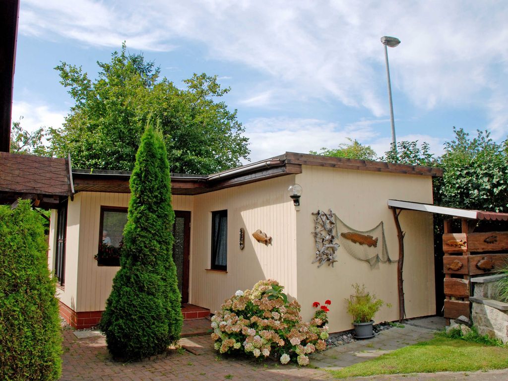 Ferienhaus Charlotte mit Terrasse