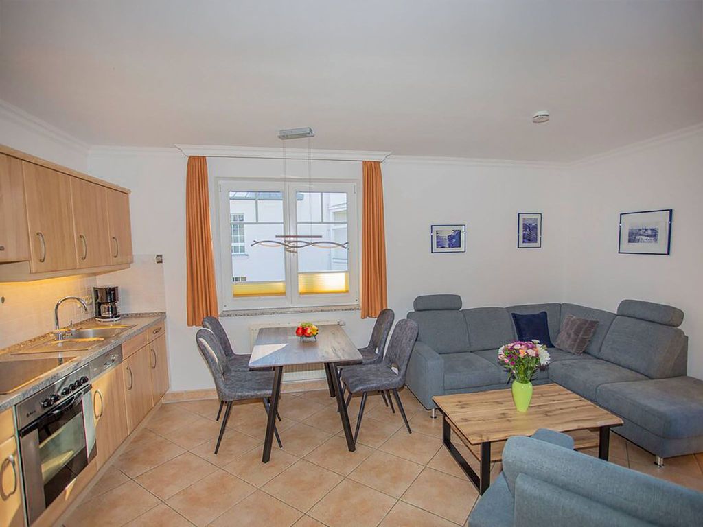 Fewo 1 - Ferienhaus zum Südstrand / 250 m zum Strand / 2 Schlafzimmer detail 1