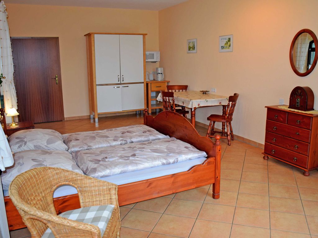 01 Ferienwohnung - Ferienhof auf Rügen detail 1