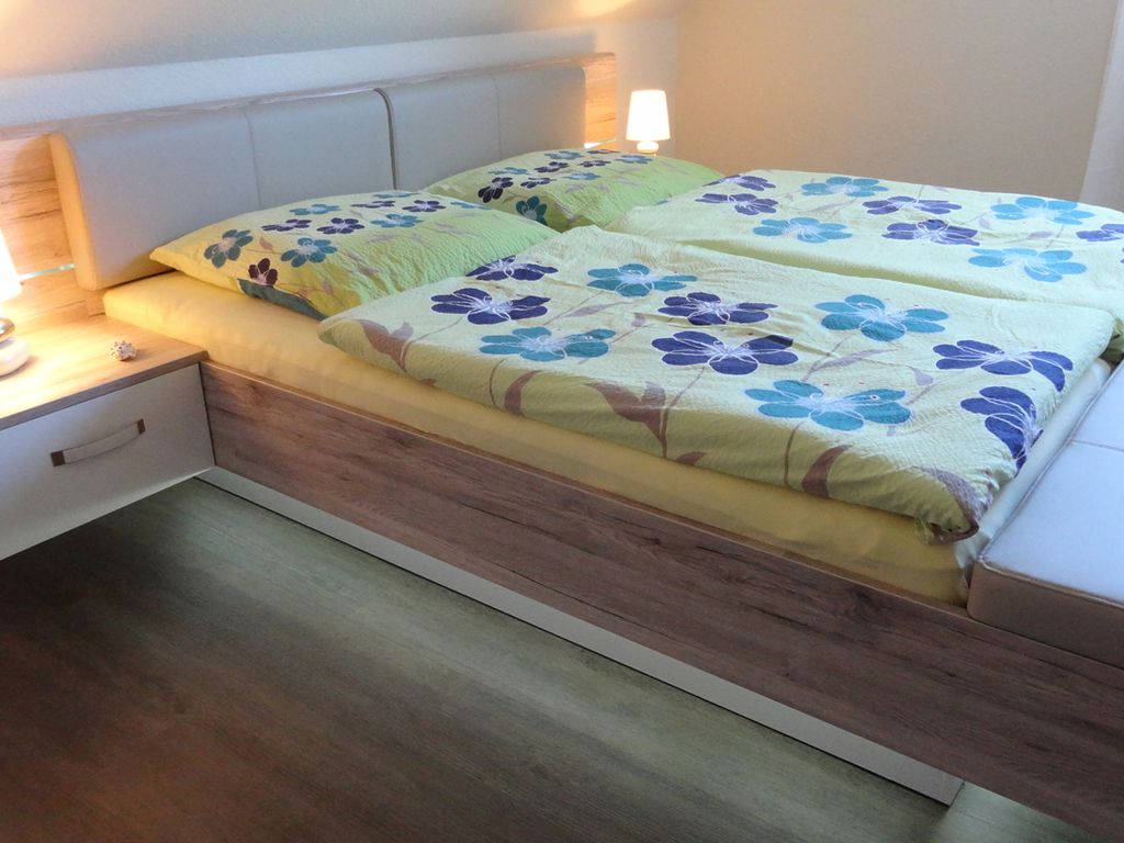 Melina ***Fewo mit 2 Schlafzimmer - Ferienwohnungen Emmely & Melina (3-Raum) im Haus OF detail 3