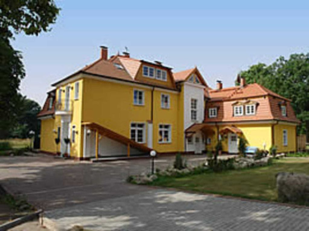 Herrenhaus Poppelvitz detail 1
