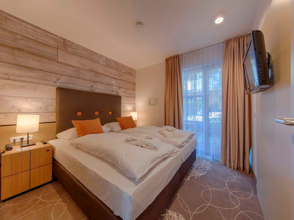 Juniorsuite 30m² 2 Zimmer - Aquamaris Strandresidenz detail 1