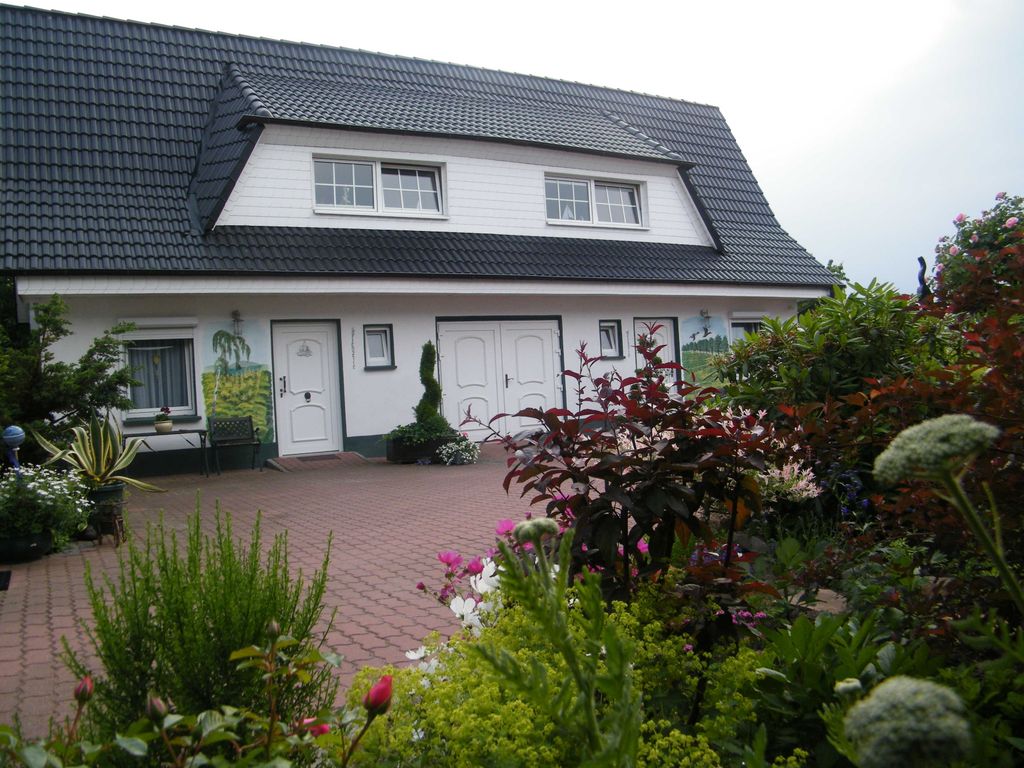 Ferienhaus im Ostseebad Baabe mit Seeblick