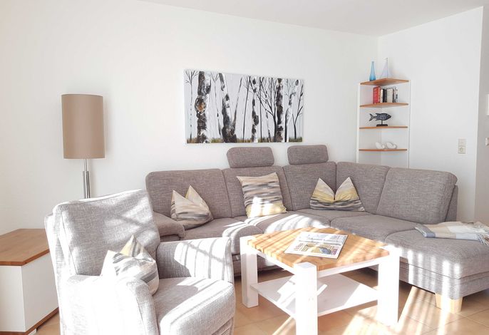 Katharina Whg 107 2 Raum mit Balkon