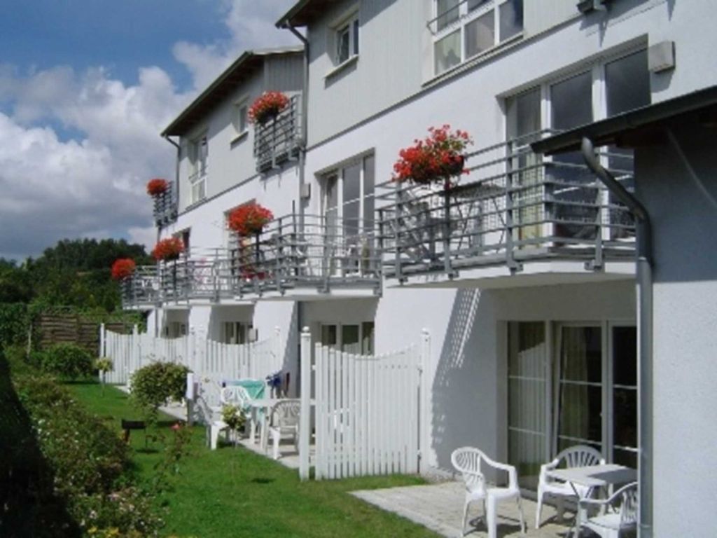 Katharina Whg 108 2 Raum mit Balkon