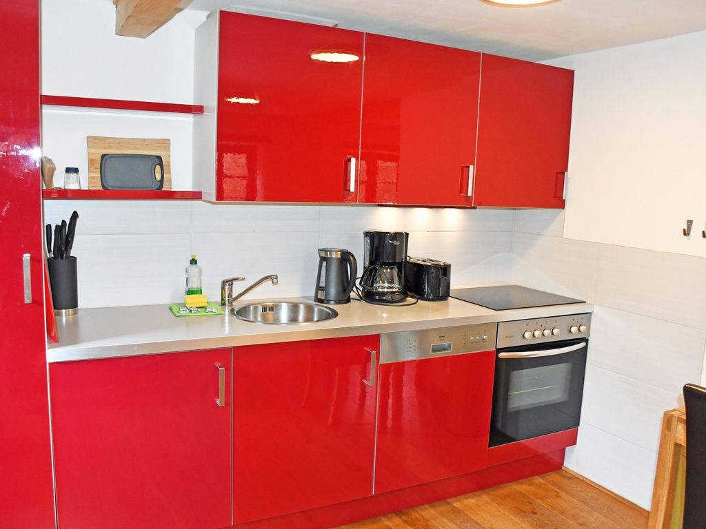 06 Ferienwohnung Bauernrose  mit Seeblick - Haus am Höft in Gager mit Seeblick und Sauna detail 1