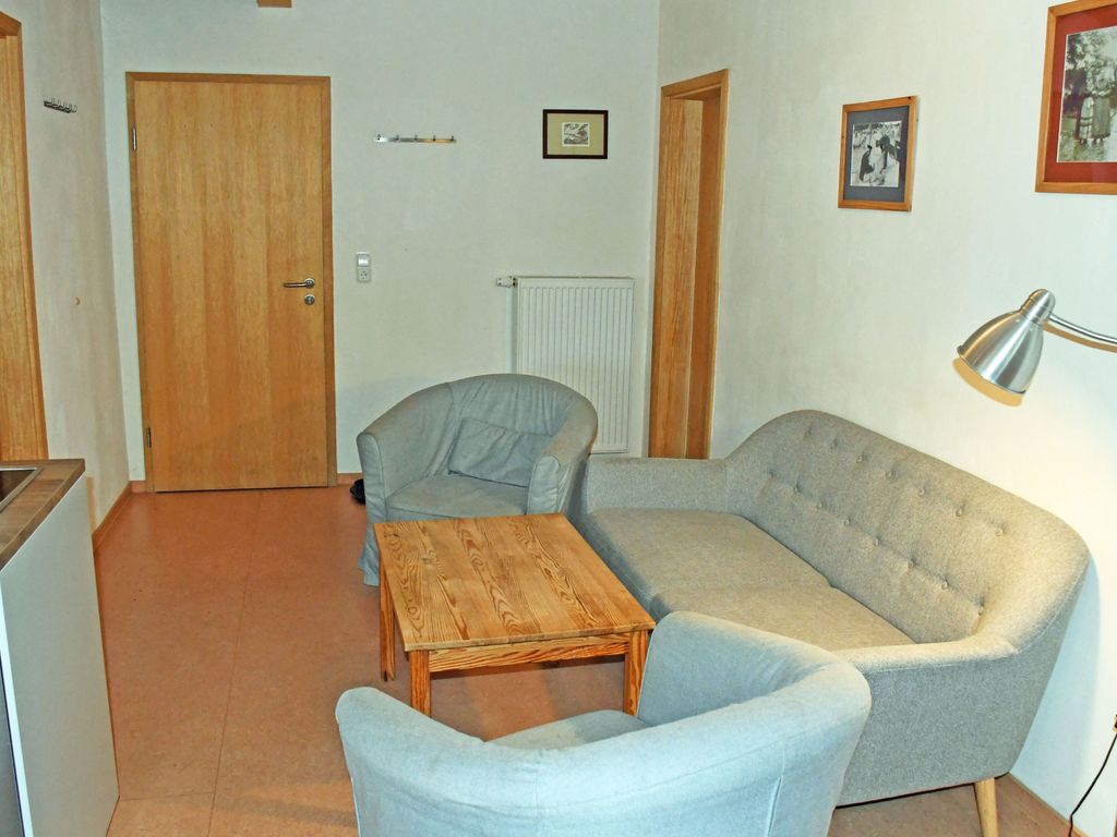 04 Ferienwohnung Veilchen mit Seeblick - Haus am Höft in Gager mit Seeblick und Sauna detail 4