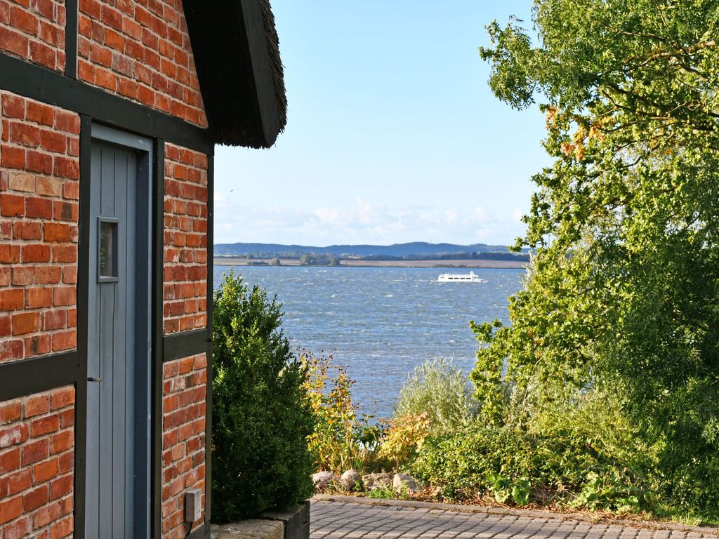 Haus am Höft in Gager mit Seeblick und Sauna detail 2