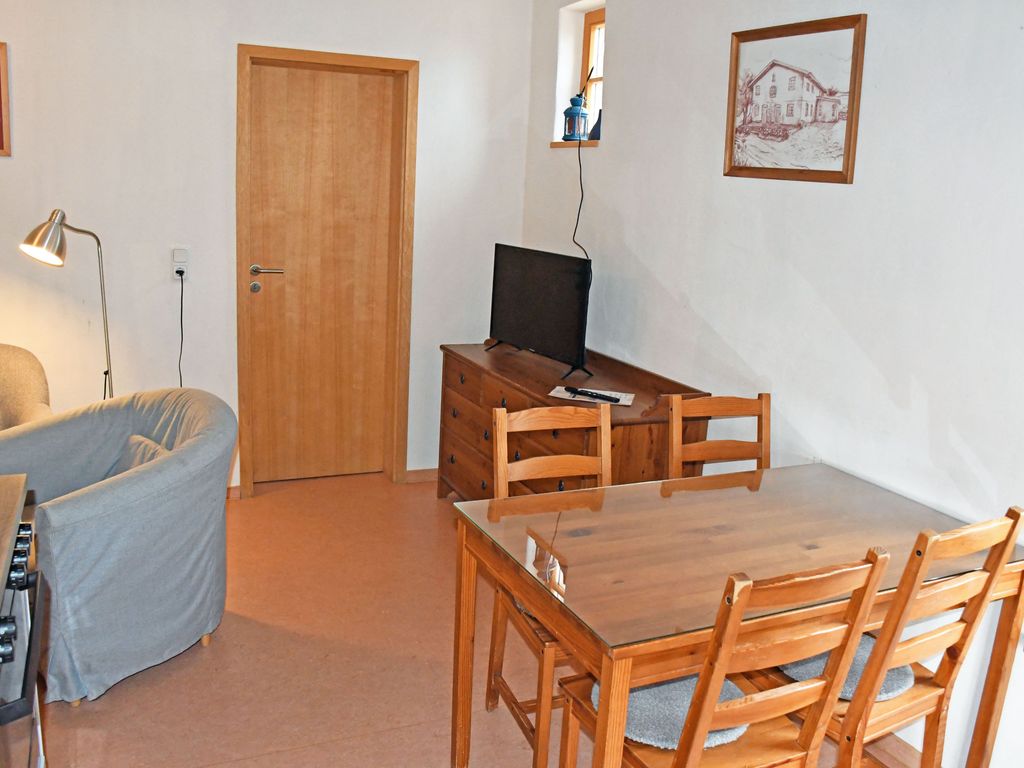 04 Ferienwohnung Veilchen mit Seeblick - Haus am Höft in Gager mit Seeblick und Sauna detail 2