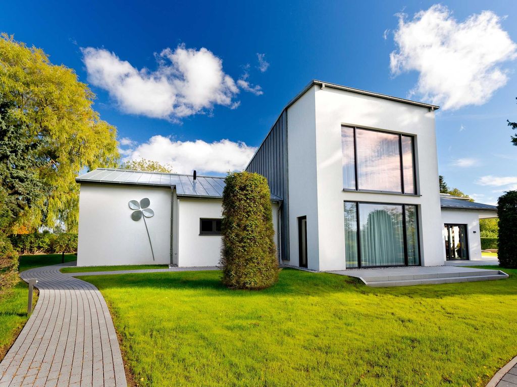 Kleeblatthaus Putbus/Rügen- 3 komfortable Ferienwohnungen