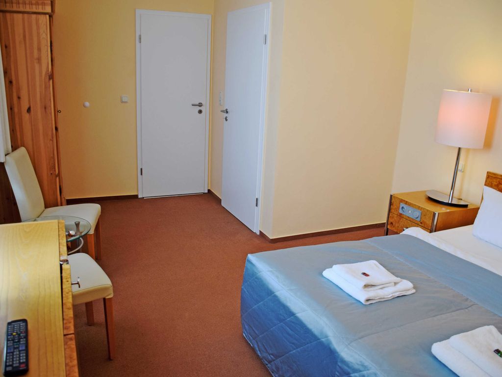 01 Doppelzimmer B - Das kleine Hotel auf Mönchgut! detail 1