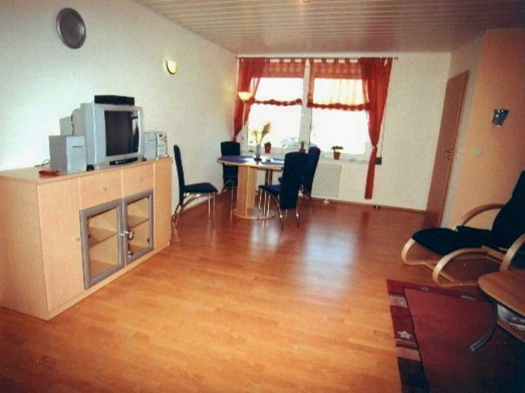 Whg. 1 rechts