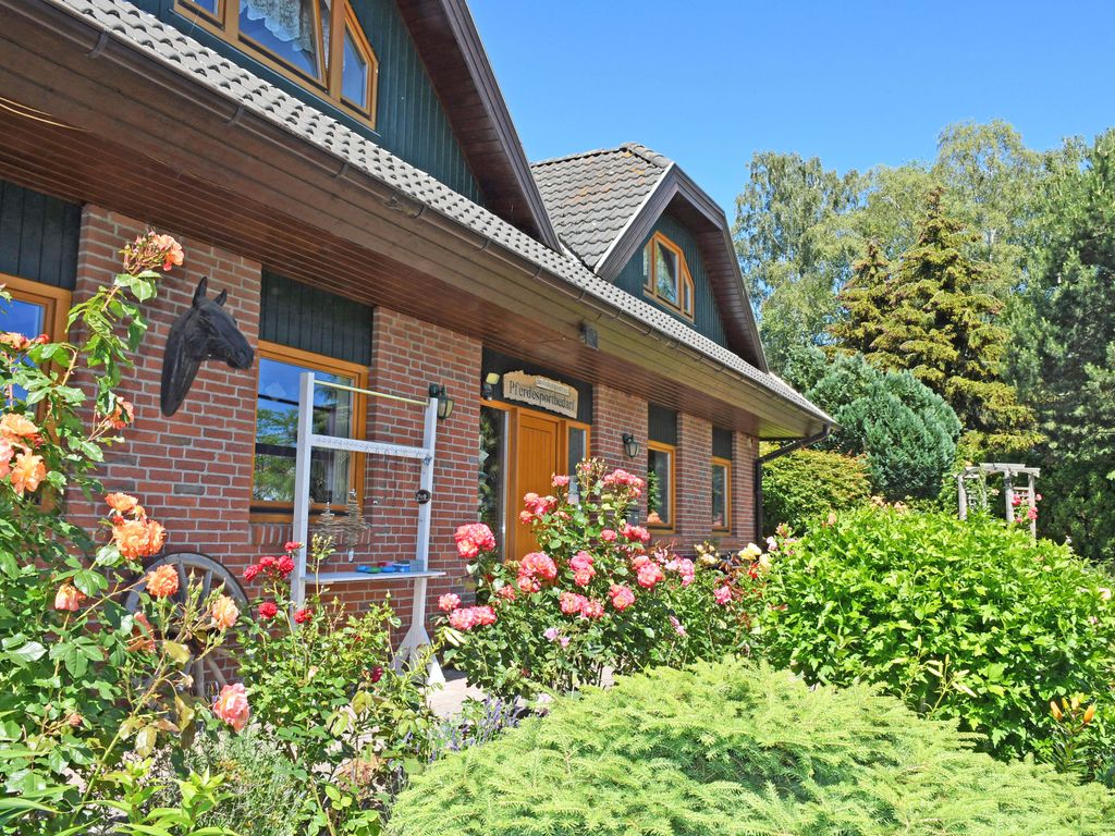 Jasmunder Ferienwohnung mit Terrasse detail 1