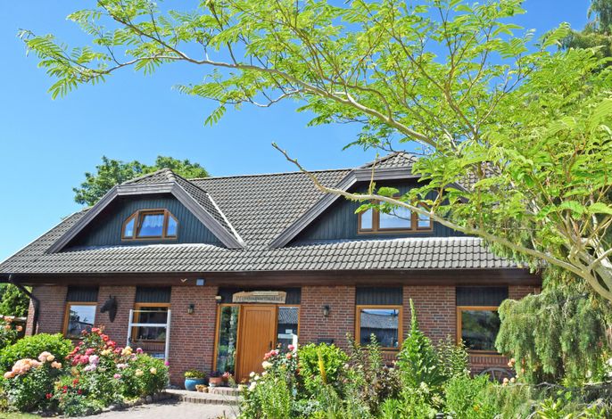 Jasmunder Ferienwohnung mit Terrasse