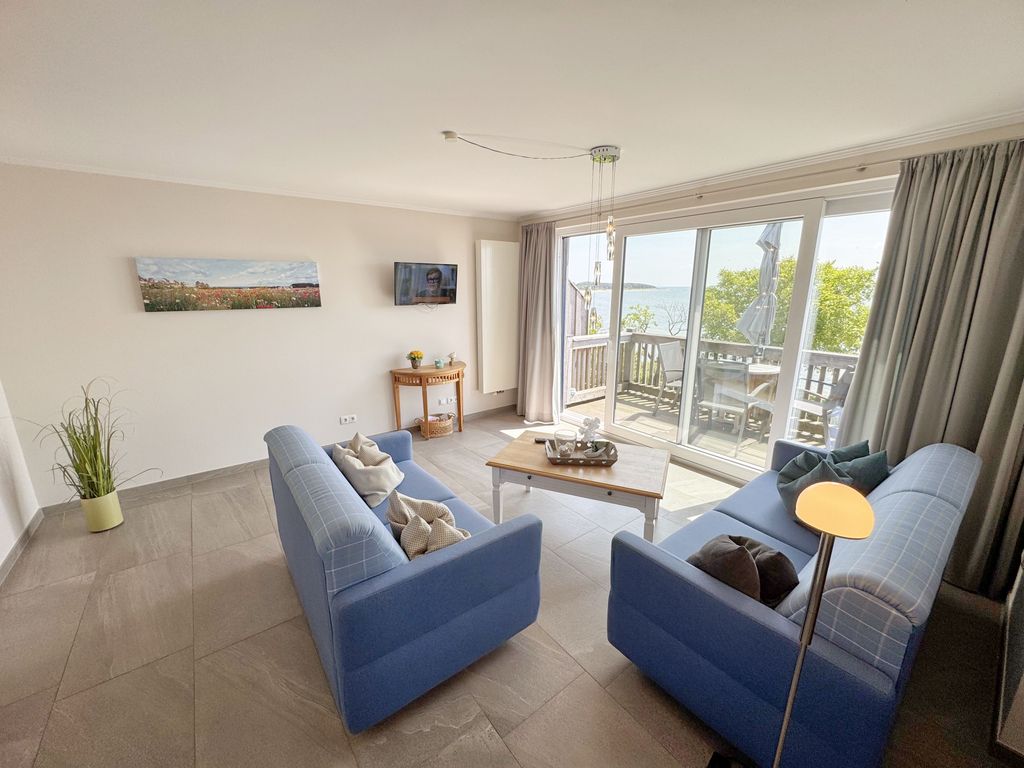 Ferienwohnung 05 mit Südbalkon und Meerblick - P: Zollhaus Klein Zicker - exklusive Wohnungen mit Meerblick detail 4