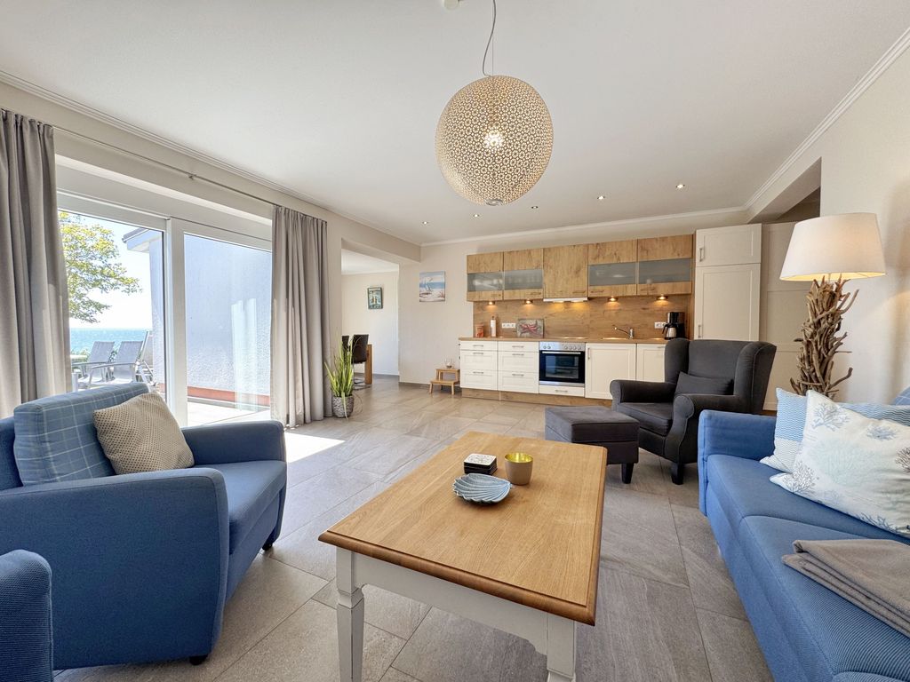 Ferienwohnung 01 mit Südterrasse und Meerblick