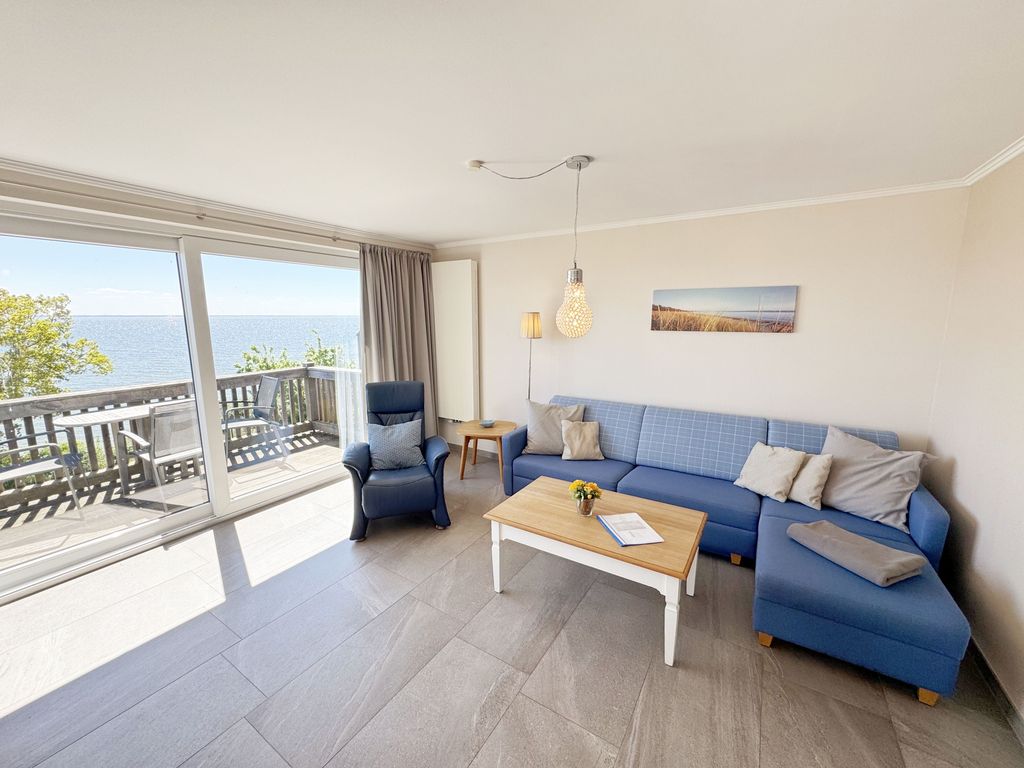 Ferienwohnung 04 mit Südbalkon und Meerblick - P: Zollhaus Klein Zicker - exklusive Wohnungen mit Meerblick detail 2