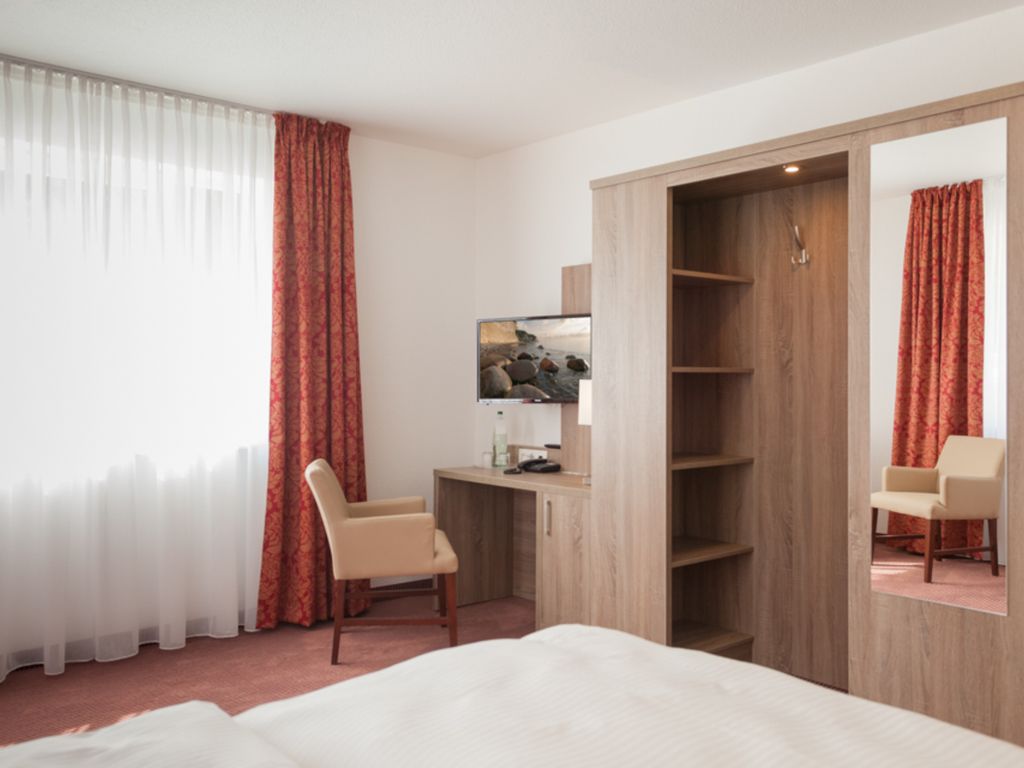 Doppelzimmer - Hotel Meerzeit mit Wellness detail 1