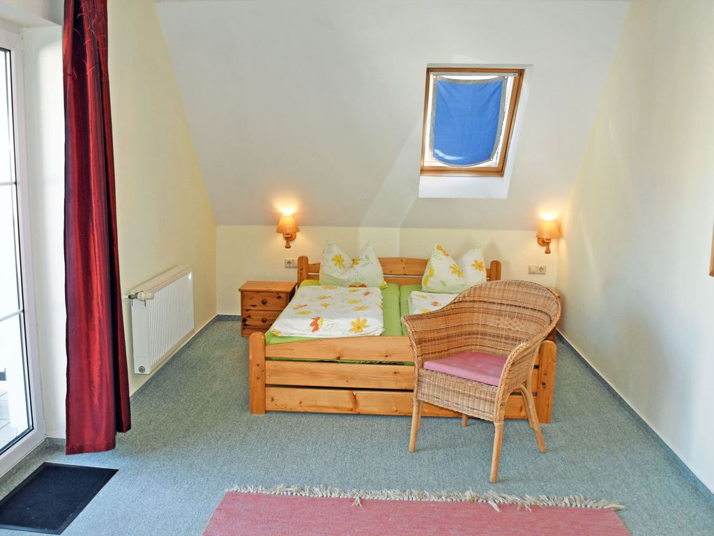08 Doppelzimmer mit Balkon - DEB 006 Pension Seeperle detail 1