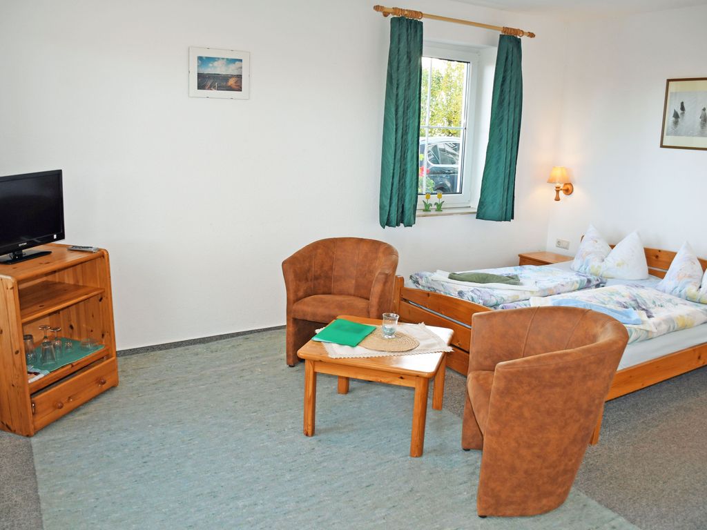 07 Doppelzimmer mit Seeblick - DEB 006 Pension Seeperle detail 1