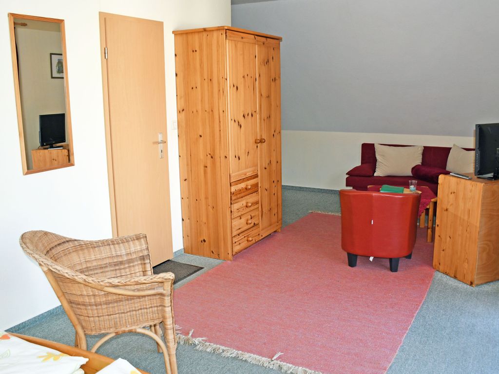 08 Doppelzimmer mit Balkon - DEB 006 Pension Seeperle detail 3