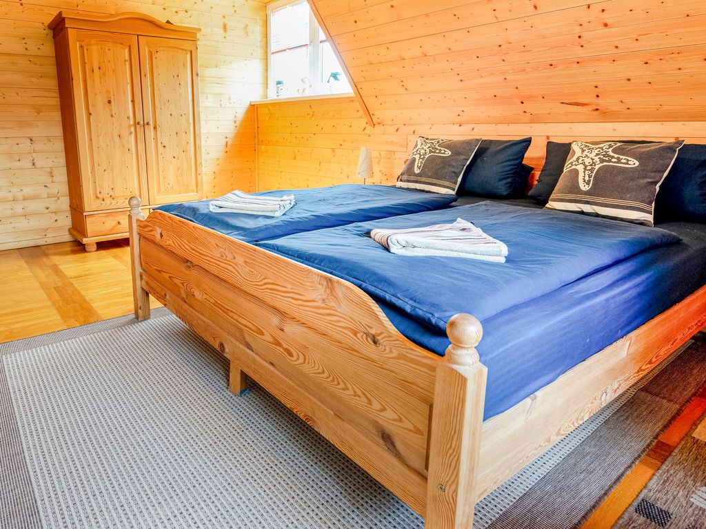 Ferienwohnung Reetdach - Ferienwohnungen und Zimmer in Göhren detail 2