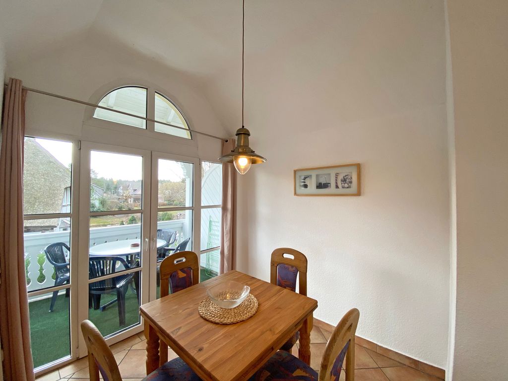 Haus Rügenwind Whg. 04 1. Etage mit Balkon - W: Haus Rügenwind mit 4 komfortablen Wohnungen detail 3