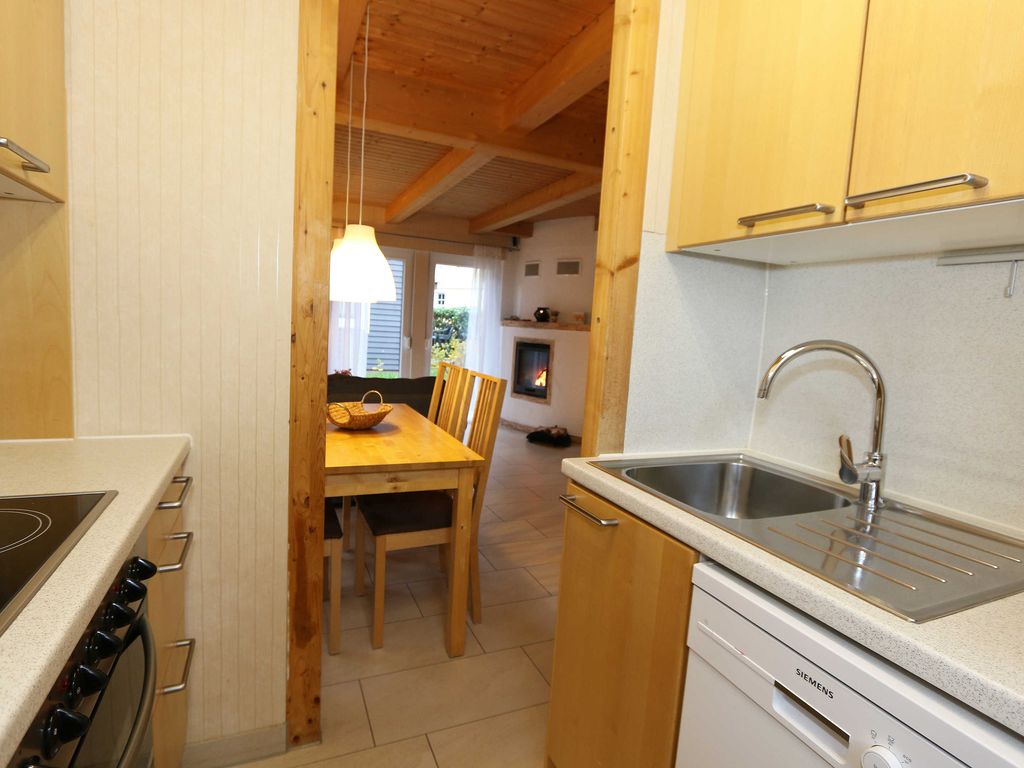 Doppelhaus Nr. 54d mit Terrasse & Balkon - W: Strandhäuser im Dünenweg 54 a - h mit Terrasse/Balkon detail 3